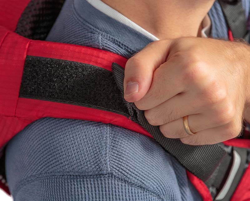 Shoulder Straps on the Old Town Solitude II Life Jacket
